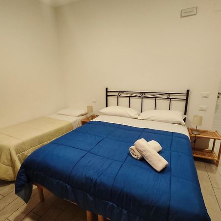 Hotel Faraglione Vulcano  Buitenkant foto