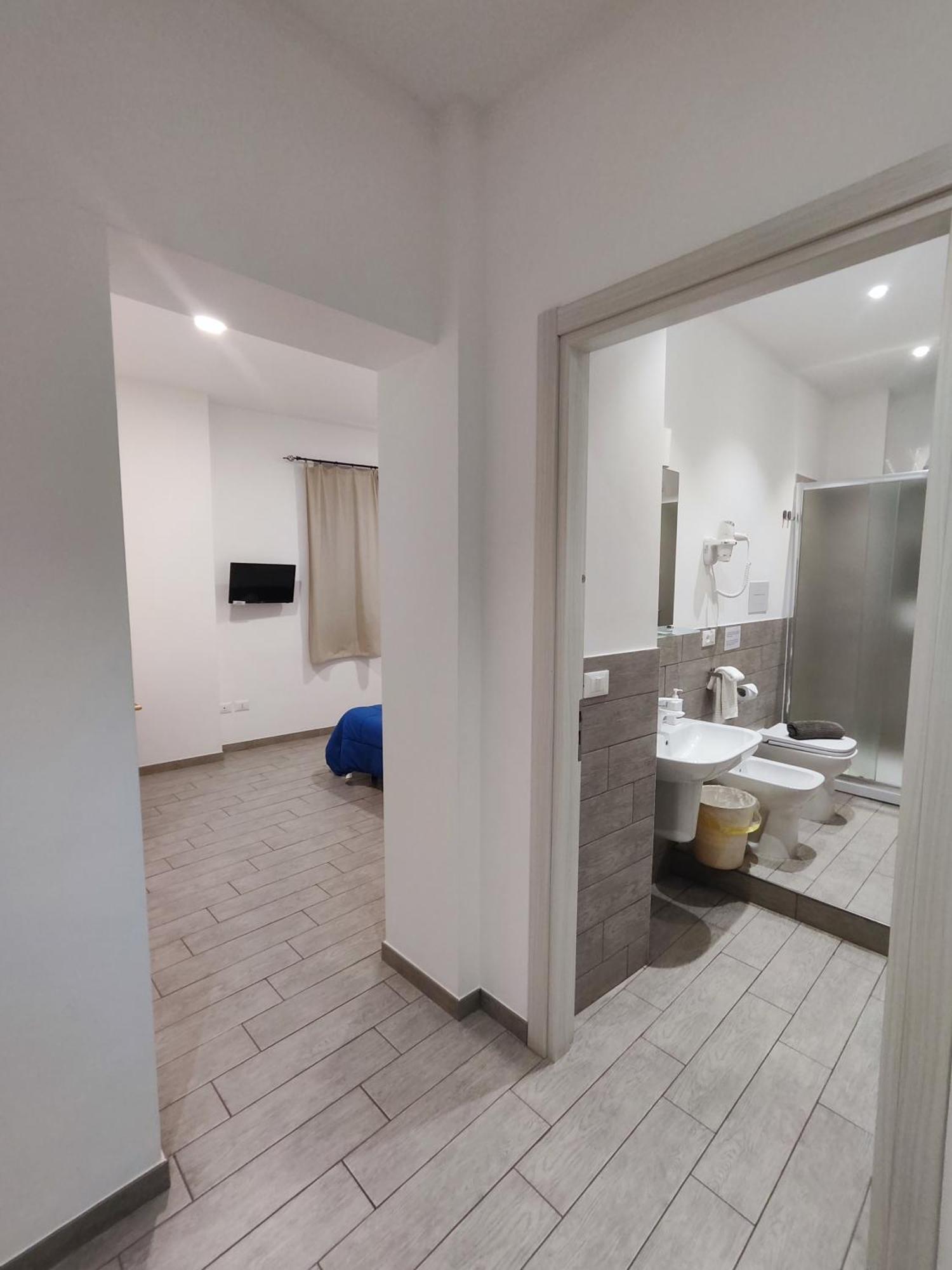 Hotel Faraglione Vulcano  Buitenkant foto