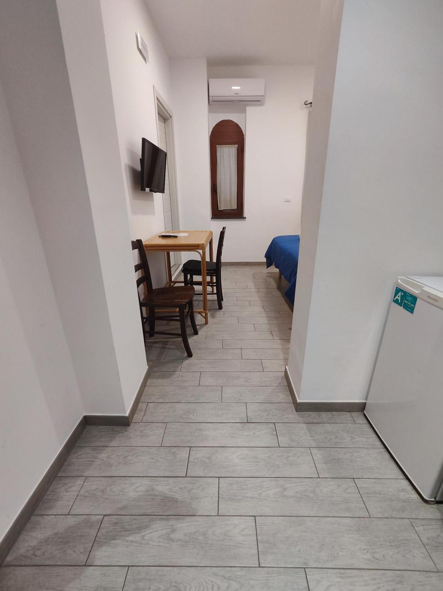 Hotel Faraglione Vulcano  Buitenkant foto
